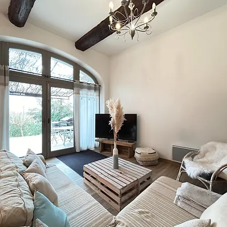 Des Vignes Et * Quarante