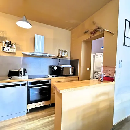 Des Vignes Et Quarante