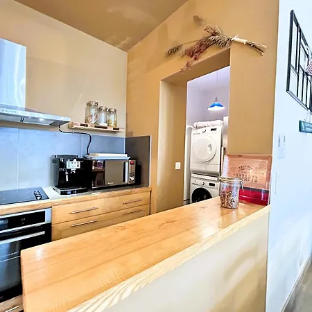 Des Vignes Et * Quarante