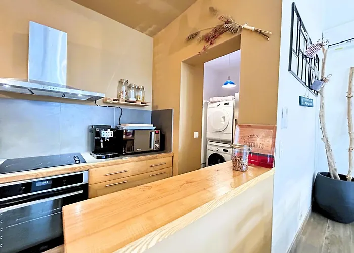 Des Vignes Et * Quarante