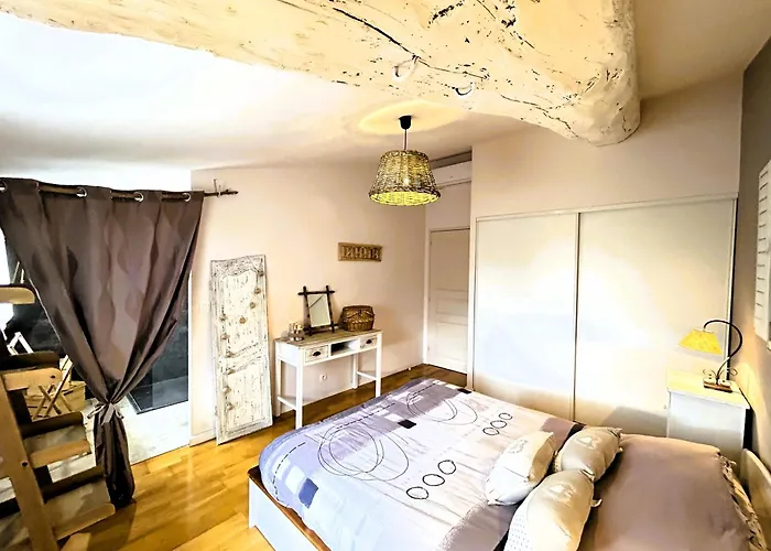 Des Vignes Et Сasa de vacaciones *