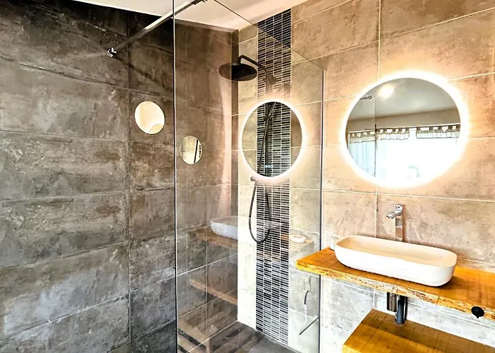 Des Vignes Et Сasa de vacaciones